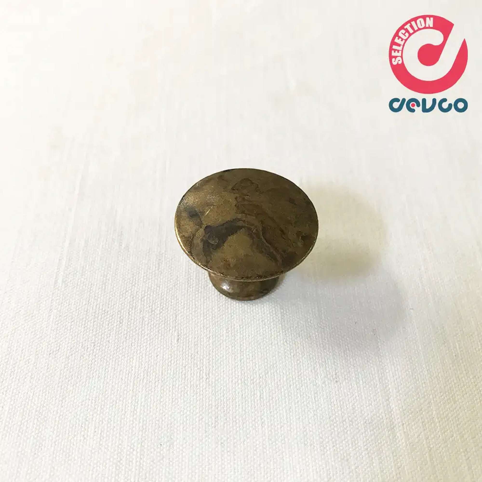 Pomello colore ottone antico comprensivo di vite - Botter Luigi - 730 A