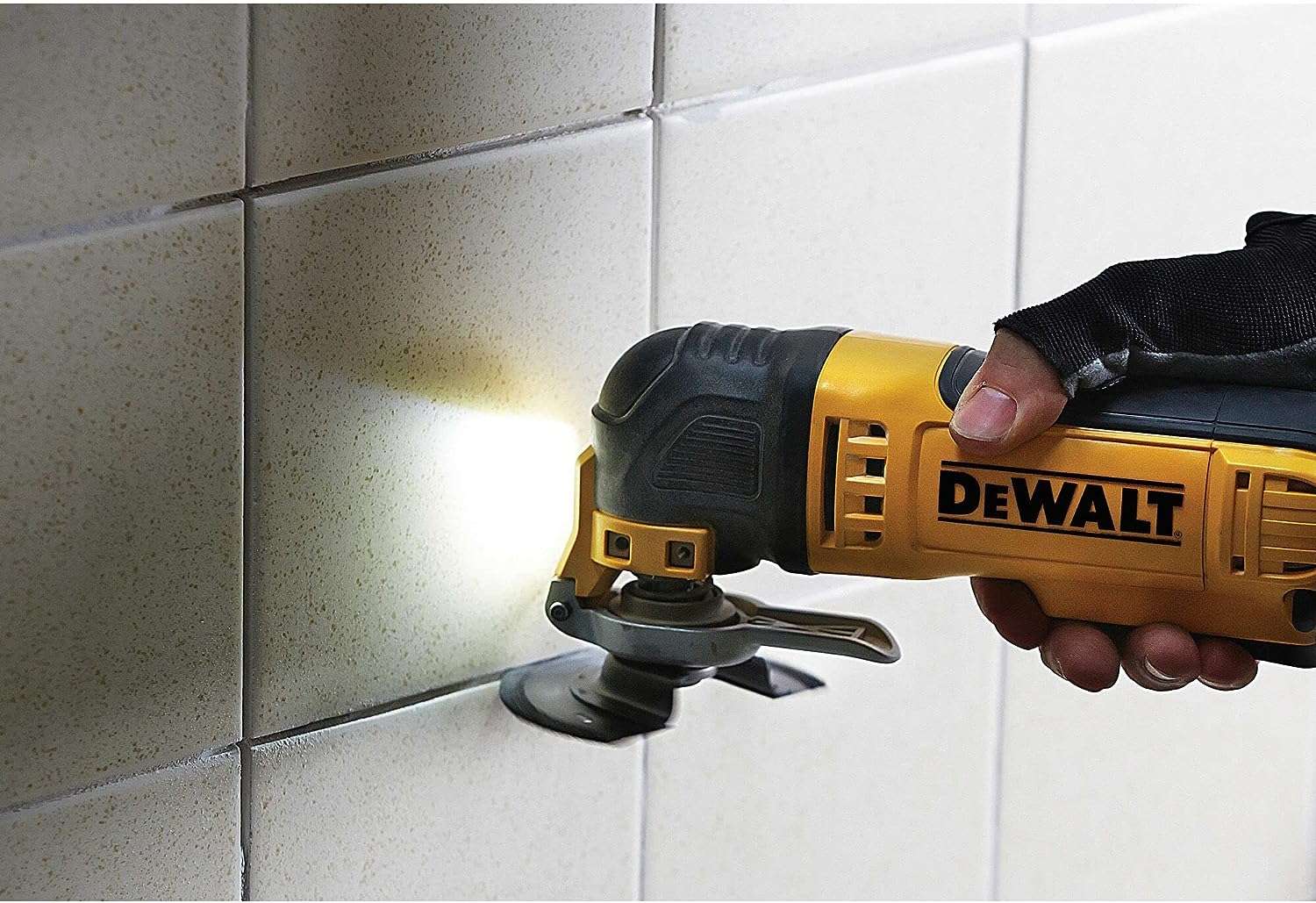 Utensile multifunzione ad oscillazione 300W - DWE315KT-QS - DEWALT